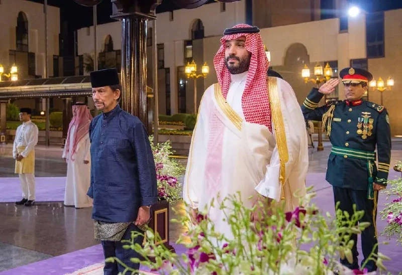 سمو سيدي ولي العهد يستقبل جلالة سلطان بروناي دار السلام في الديوان الملكي بجدة - صورة 13