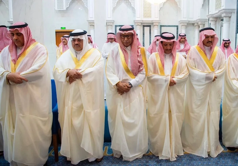 سمو سيدي ولي العهد يستقبل المهنئين بعيد الفطر السعيد. - صورة 2