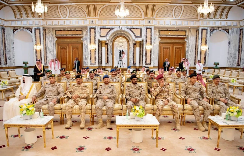 سمو سيدي ولي العهد يستقبل المهنئين بعيد الفطر السعيد. - صورة 4