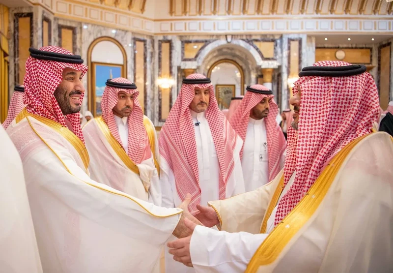 سمو سيدي ولي العهد يستقبل المهنئين بعيد الفطر السعيد. - صورة 27