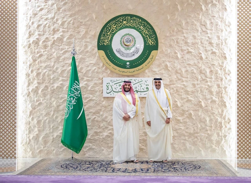 سمو سيدي ولي العهد يستقبل قادة ورؤساء وفود قمة جامعة الدول العربية بجدة - صورة 3