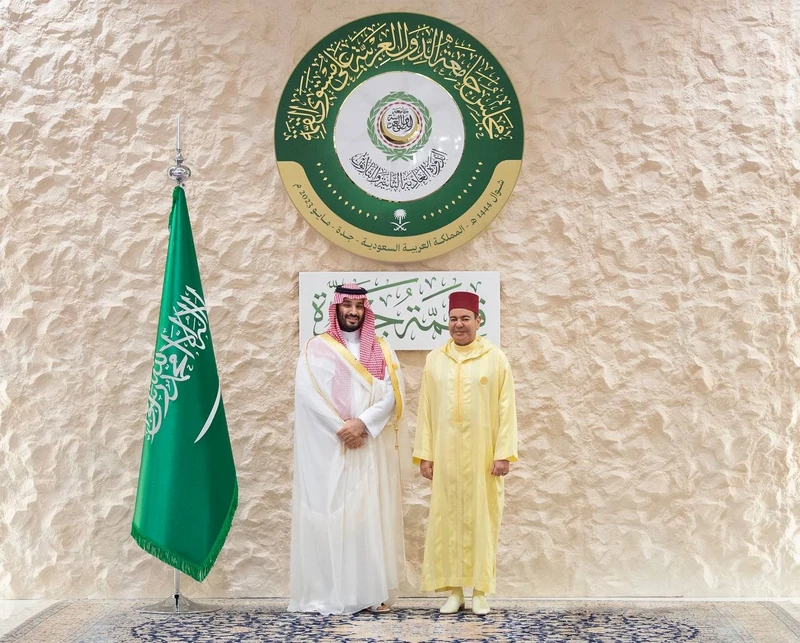 سمو سيدي ولي العهد يستقبل قادة ورؤساء وفود قمة جامعة الدول العربية بجدة - صورة 6