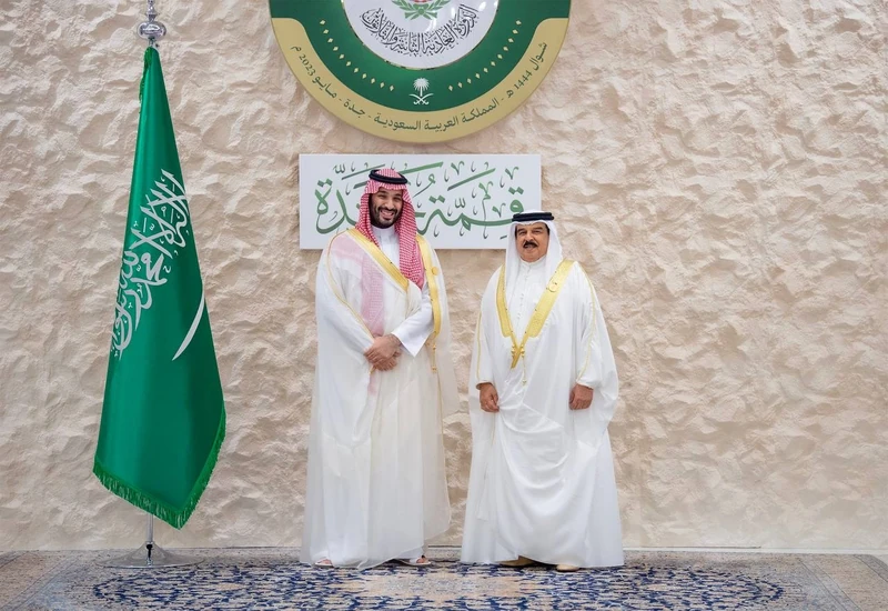 سمو سيدي ولي العهد يستقبل قادة ورؤساء وفود قمة جامعة الدول العربية بجدة - صورة 10