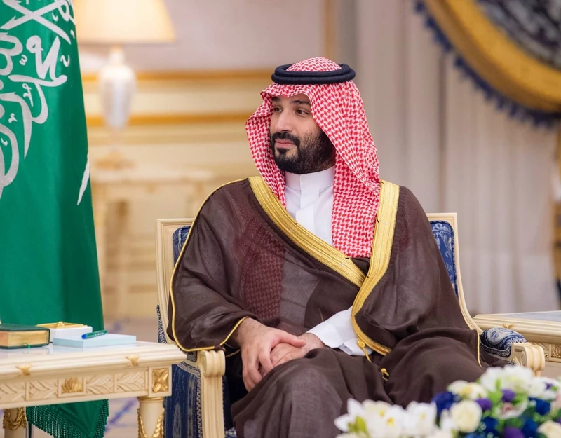 سمو سيدي ولي العهد يلتقي في جدة رئيس جمهورية فنزويلا - صورة 2
