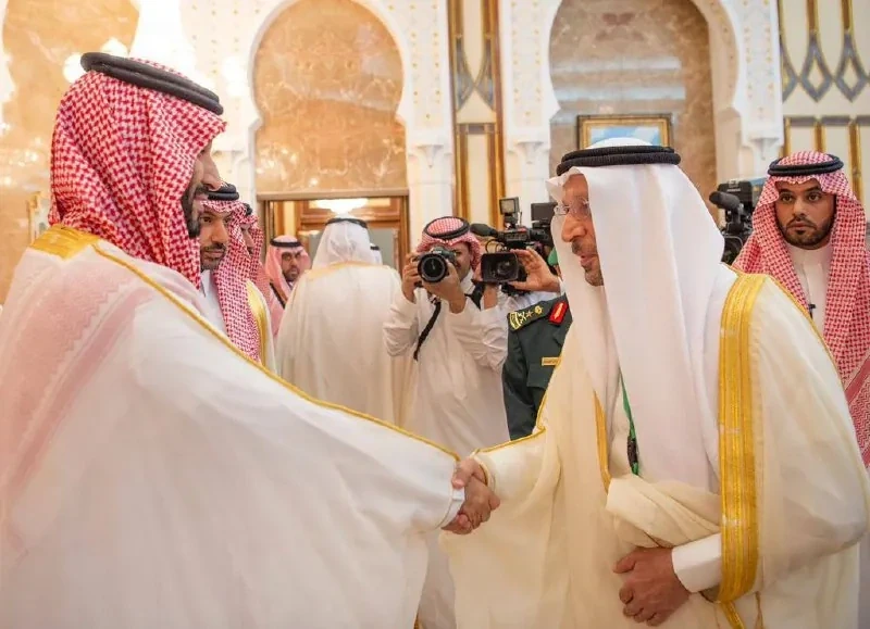 سمو سيدي ولي العهد يستقبل المهنئين بعيد الأضحى في منى نيابة عن سيدي خادم الحرمين الشريفين - صورة 22