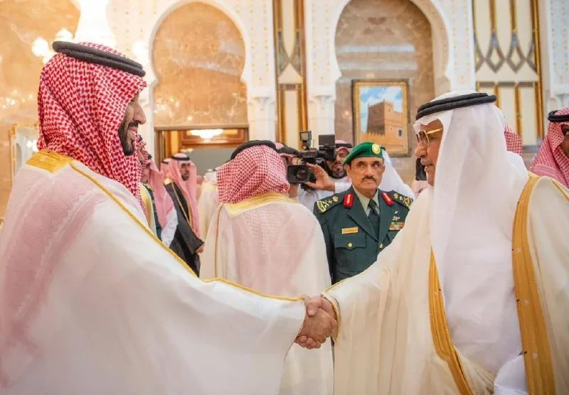 سمو سيدي ولي العهد يستقبل المهنئين بعيد الأضحى في منى نيابة عن سيدي خادم الحرمين الشريفين - صورة 24
