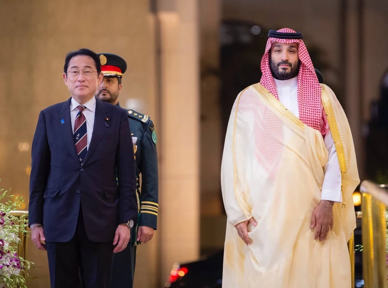 سمو سيدي ولي العهد يستقبل دولة رئيس وزراء اليابان في قصر السلام بجدة - صورة 10