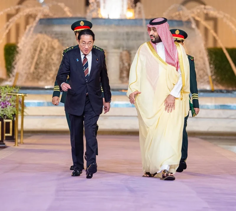 سمو سيدي ولي العهد يستقبل دولة رئيس وزراء اليابان في قصر السلام بجدة - صورة 11