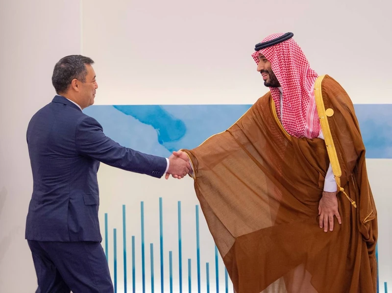 سمو سيدي ولي العهد يستقبل قادة الدول المشاركين في قمة دول مجلس التعاون لدول الخليج العربية ودول آسيا الوسطى - صورة 3
