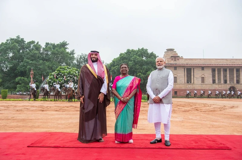 سمو سيدي ولي العهد يلتقي رئيسة جمهورية الهند في القصر الرئاسي بنيودلهي. - صورة 18