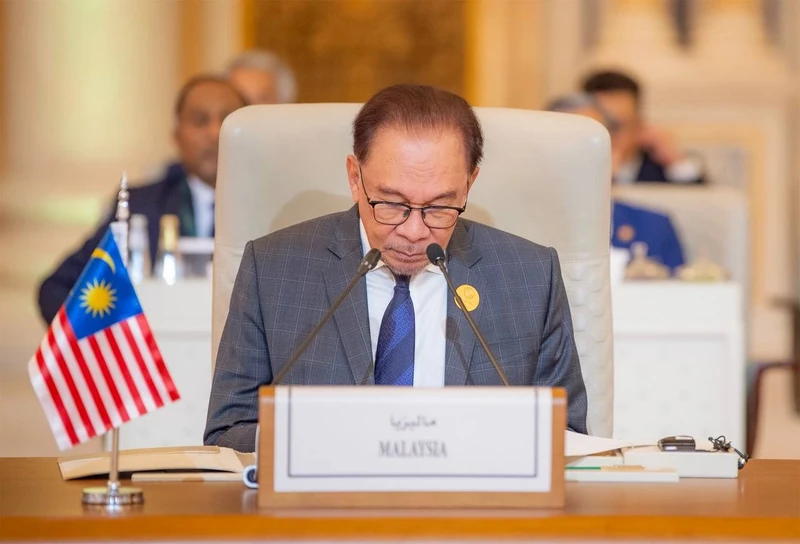 سمو سيدي ولي العهد يرأس القمة العربية الإسلامية المشتركة بالرياض نيابة عن سيدي خادم الحرمين الشريفين - صورة 32