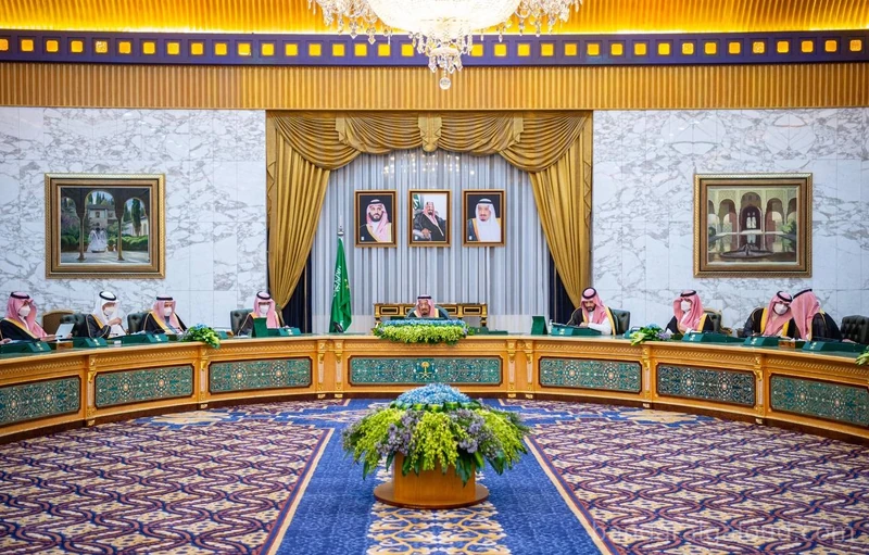 سيدي خادم الحرمين الشريفين يرأس جلسة مجلس الوزراء لإقرار ميزانية 2024 - صورة 3