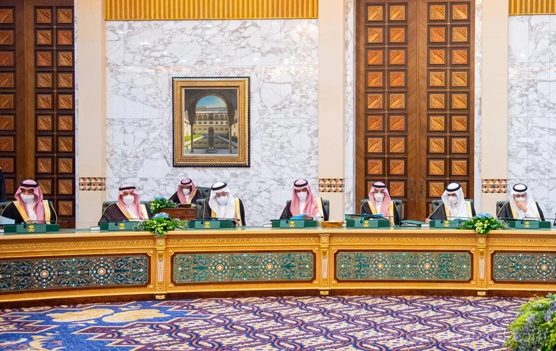 سيدي خادم الحرمين الشريفين يرأس جلسة مجلس الوزراء لإقرار ميزانية 2024 - صورة 10