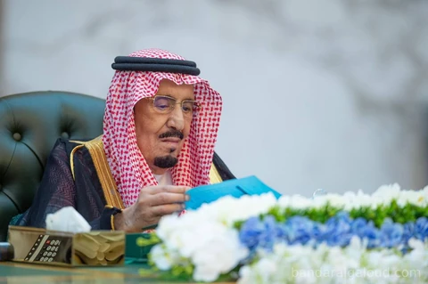 سيدي خادم الحرمين الشريفين يرأس جلسة مجلس الوزراء