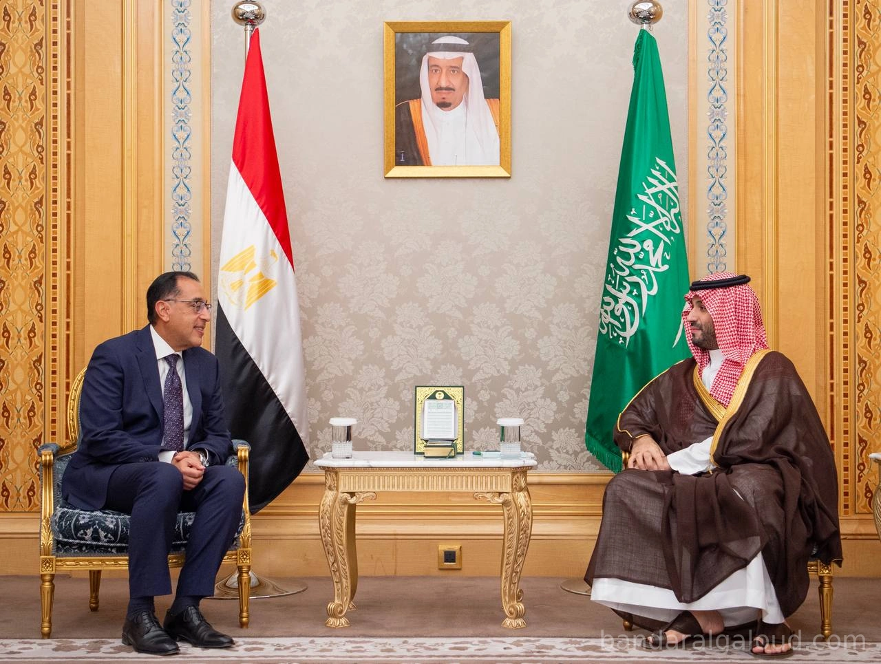 سمو سيدي ولي العهد يلتقي رئيس وزراء جمهورية مصر العربية - صورة 1