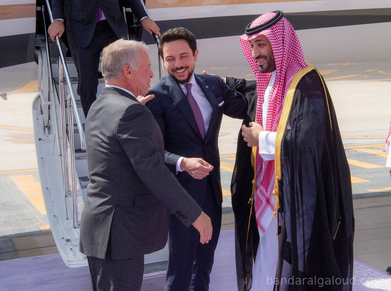 سمو سيدي ولي العهد يستقبل جلالة ملك الأردن لدى وصوله الرياض - صورة 1