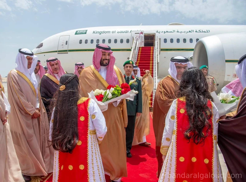 سمو سيدي ولي العهد يصل البحرين لترؤس وفد المملكة في القمة العربية - صورة 2