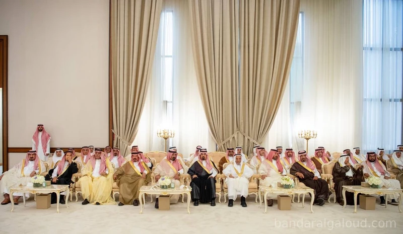 سمو سيدي ولي العهد يستقبل أصحاب السمو والفضيلة والمعالي وجمعاً من المواطنين بالمنطقة الشرقية. - صورة 18