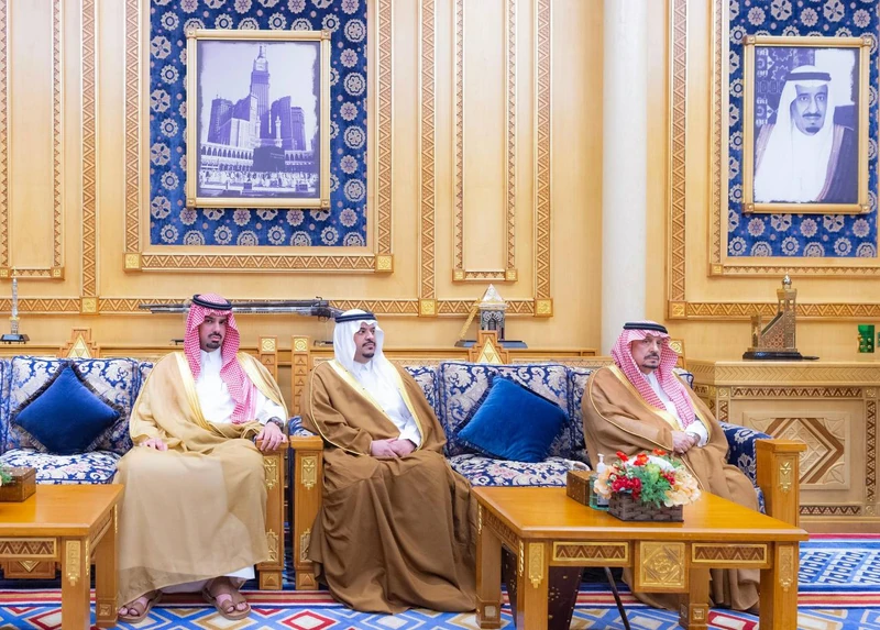 سيدي خادم الحرمين الشريفين يفتتح مشروع قطار الرياض - صورة 6