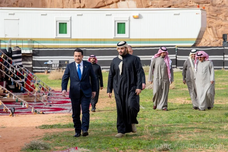 سمو سيدي ولي العهد يلتقي رئيس الوزراء العراقي في العلا - صورة 2
