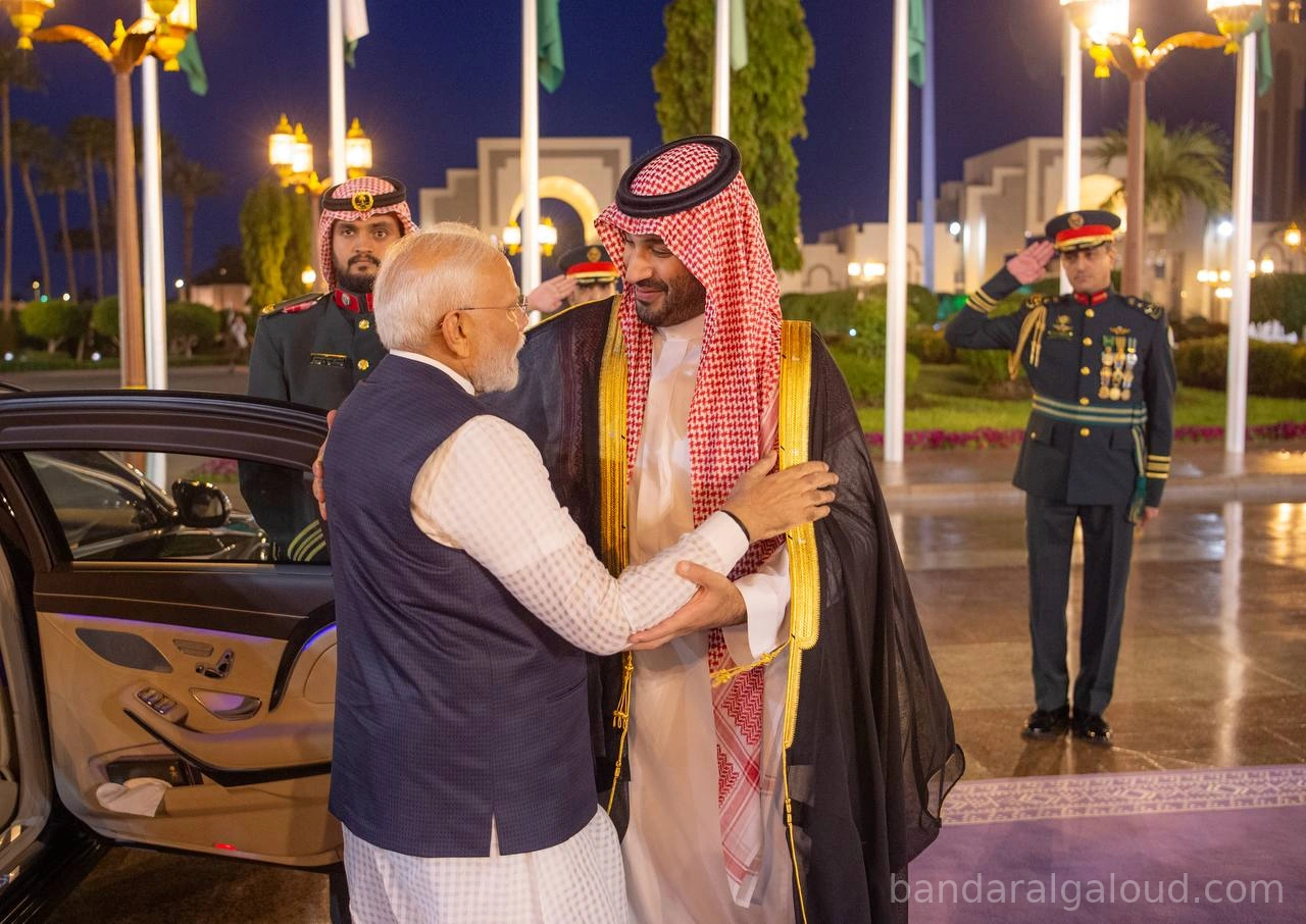 سمو سيدي ولي العهد يستقبل بقصر السلام بجدة دولة رئيس وزراء جمهورية الهند وقد أجريت له مراسم استقبال رسمية - صورة 1