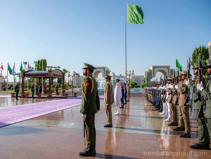 سمو سيدي ولي العهد يستقبل في قصر السلام بجدة، رئيس جمهورية إندونيسيا، ويقيم مراسم استقبال رسمية لفخامته - صورة 14