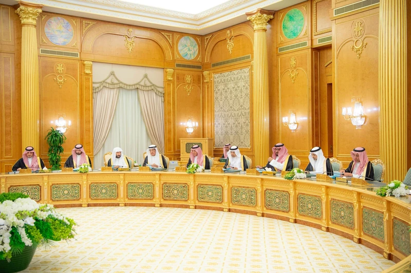 سمو سيدي ولي العهد يرأس جلسة مجلس الوزراء بالرياض - صورة 4