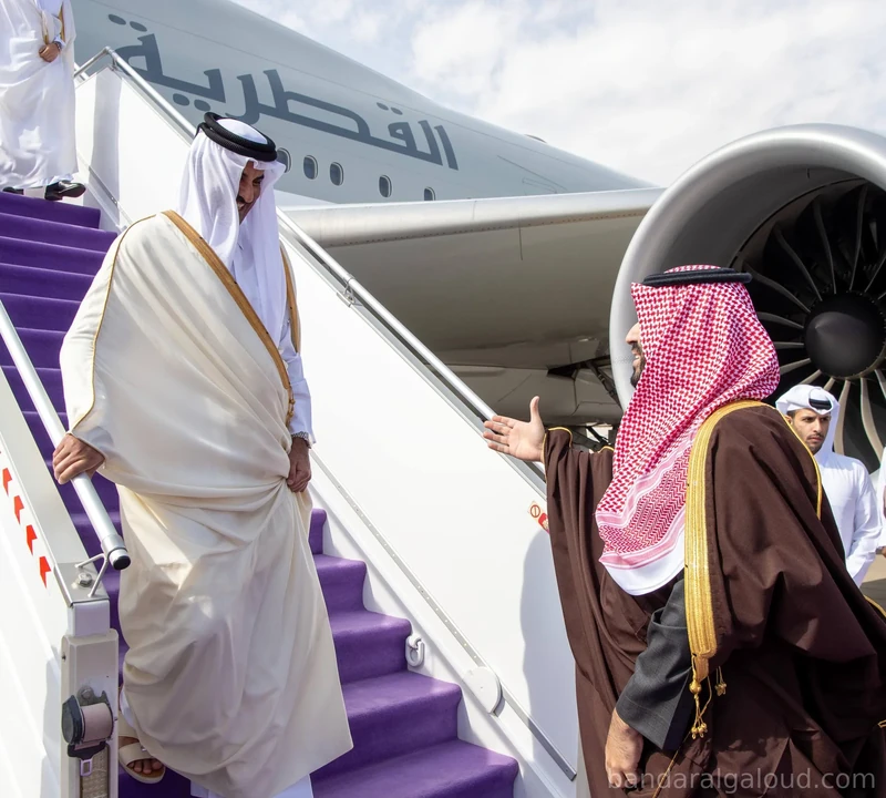 سمو أمير دولة قطر يصل الرياض، وفي مقدمة مستقبليه سمو سيدي ولي العهد - صورة 5