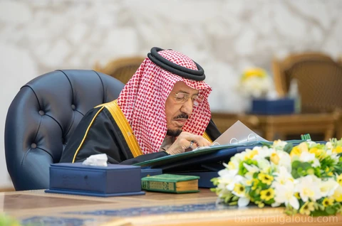 سيدي خادم الحرمين الشريفين يرأس جلسة مجلس الوزراء في الرياض