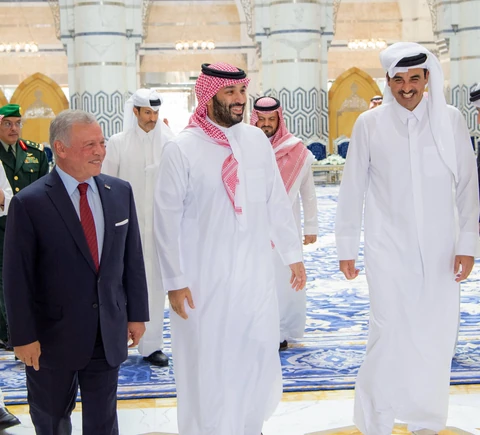 لقاء ثلاثي يجمع سمو سيدي ولي العهد وملك الأردن وأمير دولة قطر بجدة
