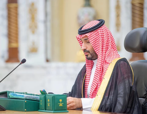 سمو سيدي ولي العهد يرأس جلسة مجلس الوزراء في جدة