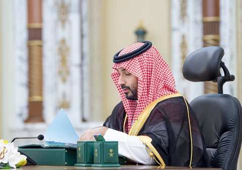 سمو سيدي ولي العهد يرأس جلسة مجلس الوزراء في جدة