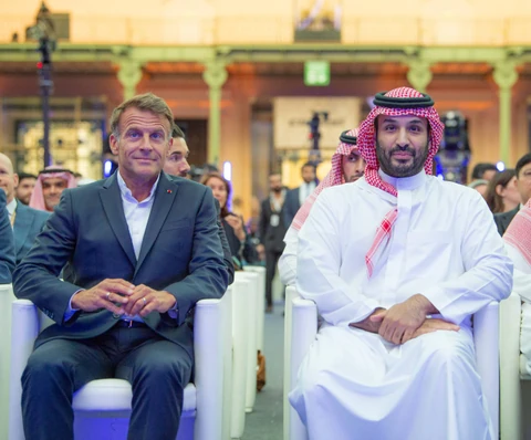 سمو سيدي ولي العهد وفخامة رئيس فرنسا يشهدان ختام كأس العالم للرياضات الإلكترونية 2026 بباريس