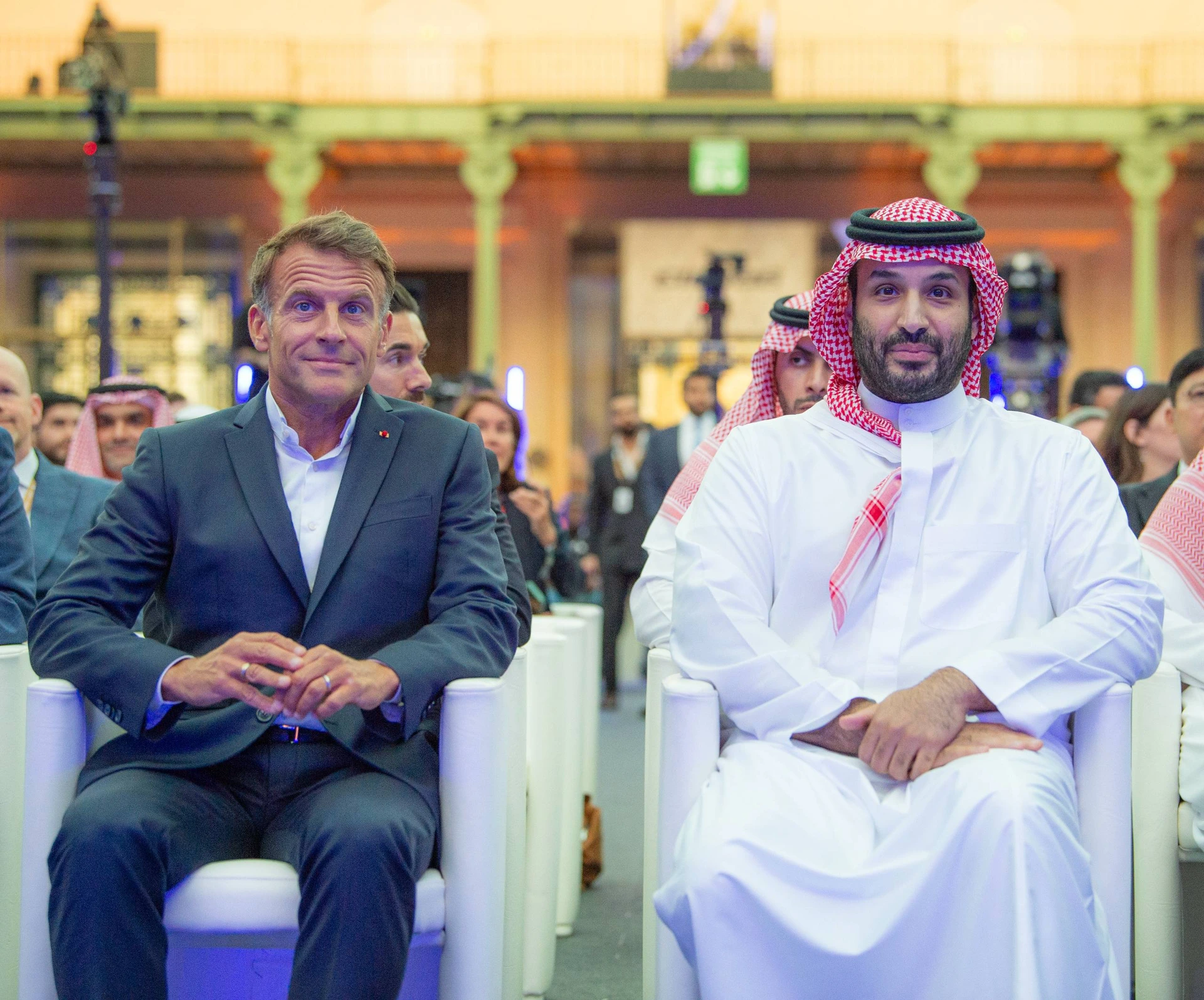 سمو سيدي ولي العهد وفخامة رئيس فرنسا يشهدان ختام كأس العالم للرياضات الإلكترونية 2026 بباريس - صورة 1