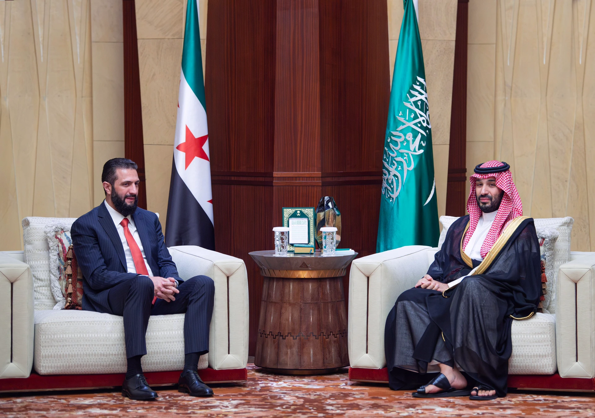 سمو سيدي ولي العهد يلتقي رئيس الجمهورية العربية السورية. - صورة 1