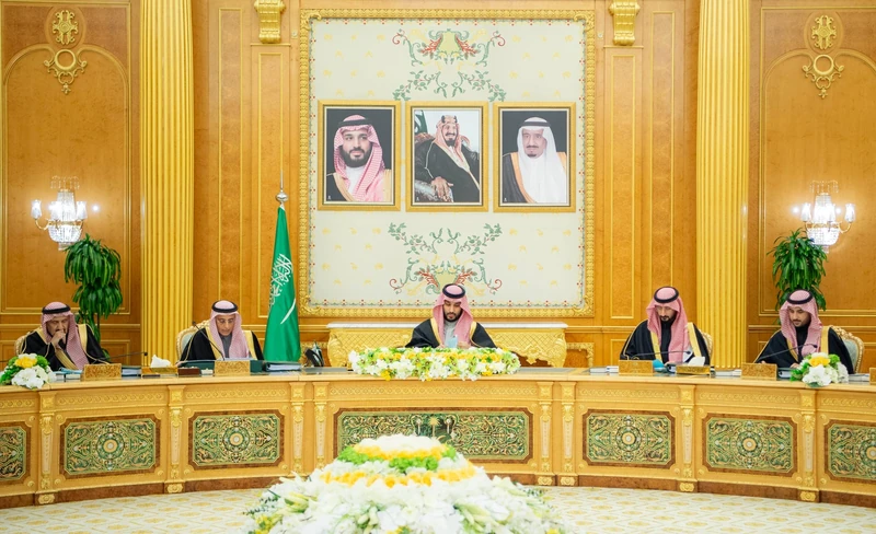 سمو سيدي ولي العهد يرأس جلسة مجلس الوزراء في الرياض - صورة 7