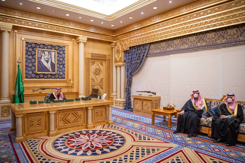 أصحاب السمو والمعالي المعينون يؤدون القسم أمام سيدي خادم الحرمين الشريفين - صورة 9