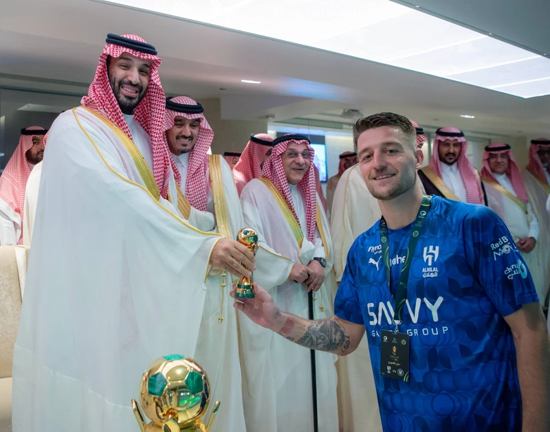 سمو سيدي ولي العهد يتوّج فريق الهلال بكأس خادم الحرمين الشريفين - صورة 9
