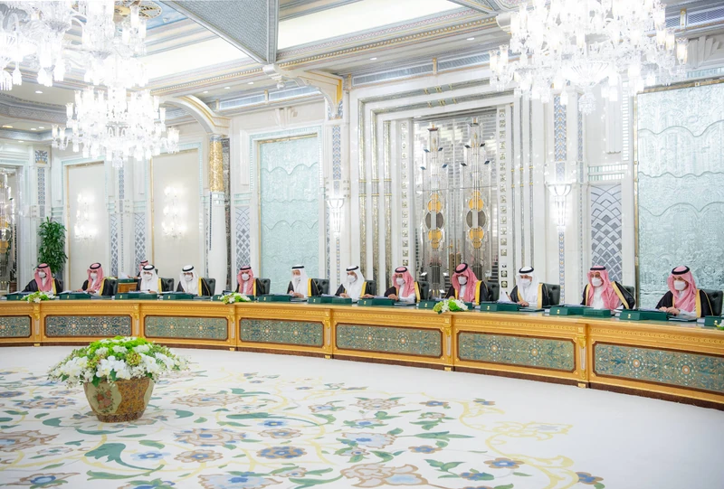 سيدي خادم الحرمين الشريفين يرأس جلسة مجلس الوزراء اليوم في جدة - صورة 4