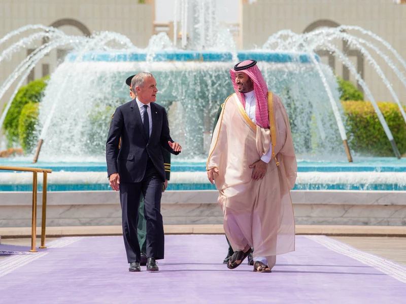 سمو سيدي ولي العهد يستقبل في قصر السلام بجدة دولة رئيس وزراء كندا - صورة 10