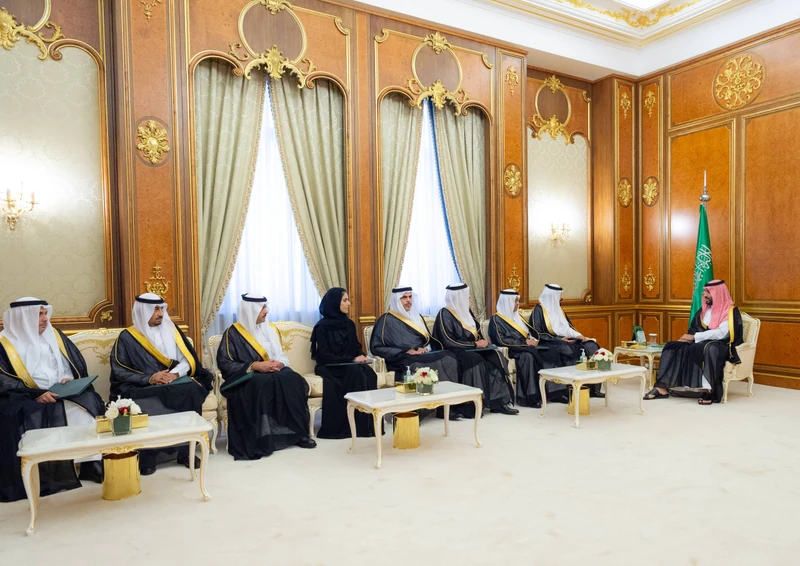 أمام سمو سيدي ولي العهد السفراء المعينون حديثًا لدى عدد من الدول الشقيقة والصديقة يؤدون القسم - صورة 12