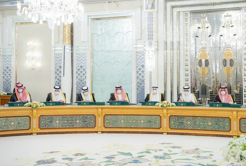 سيدي خادم الحرمين الشريفين يرأس جلسة مجلس الوزراء اليوم في جدة - صورة 4